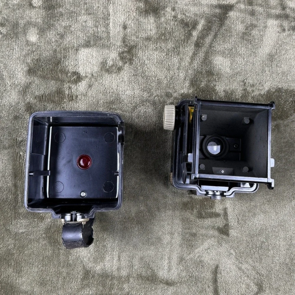 Vintage Kodak‎ Brownie Hawkeye Flash Model Bakelite Box Camera 620 Film 1950s